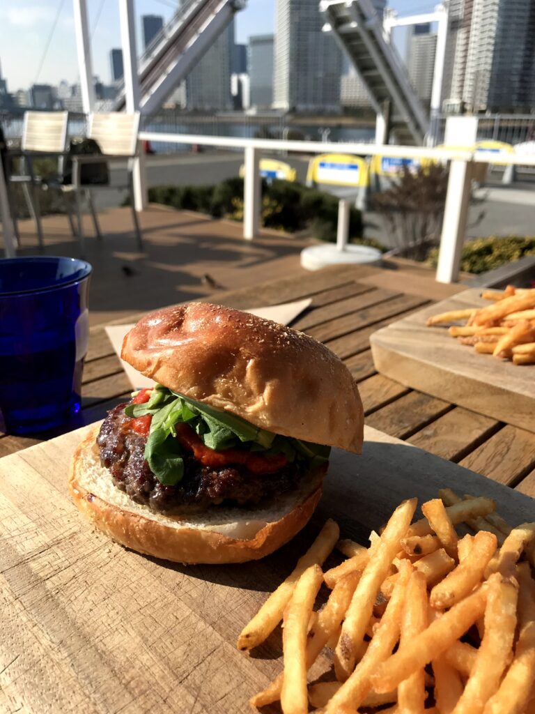 Relax at Ron Herman Café in Toyosu: Open-Air Dining by Tokyo Bay