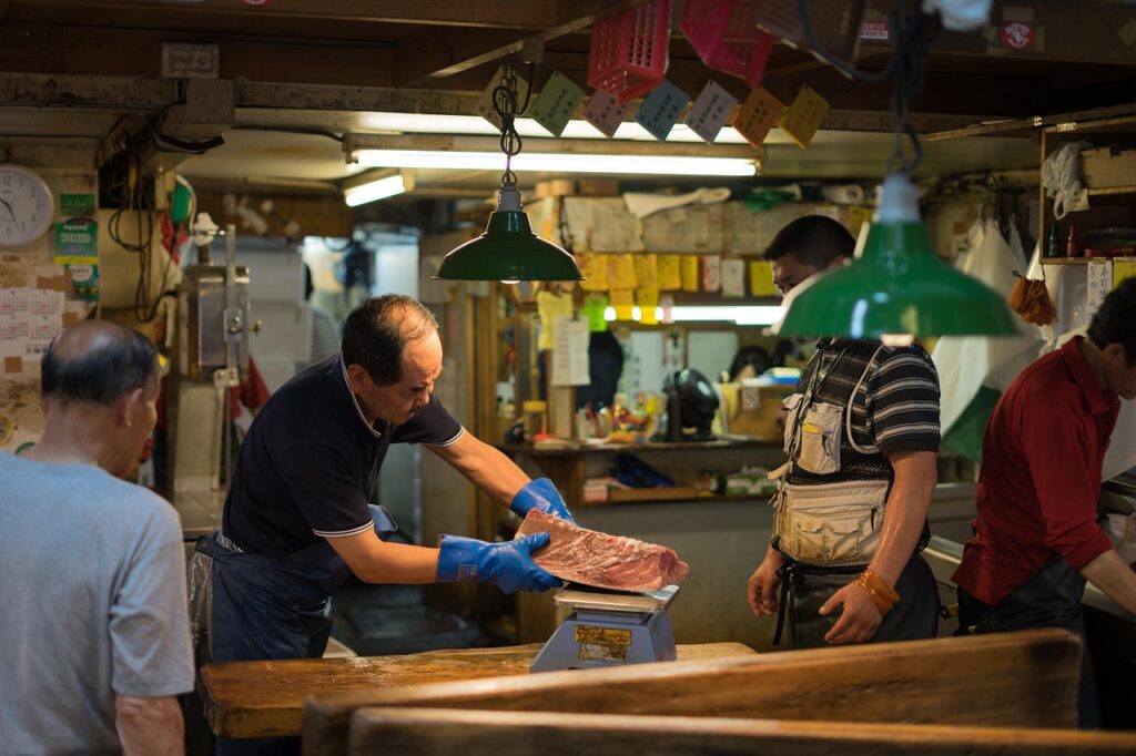 Tsukiji outer fish market